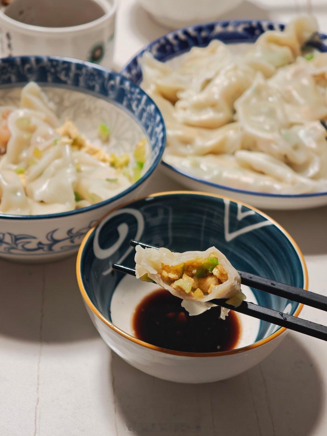 2026年第一天第一次全部由自己包的饺子还挺不错的（除了有点容易煮破了）葫芦瓜鸡