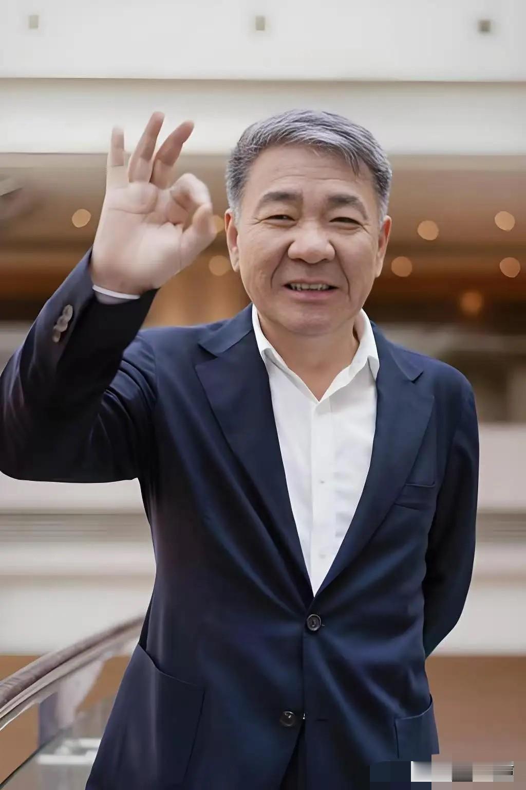 晓龙高兴的要睡不着了！
不是欣慰肖战提名最佳男主，也不是《藏海传》入围白玉兰入围
