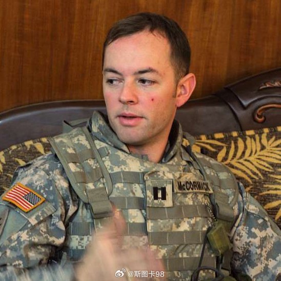 美国正式解除内森·麦科马克上校在参谋长联席会议上的职务，因为他称美国“充当以色列