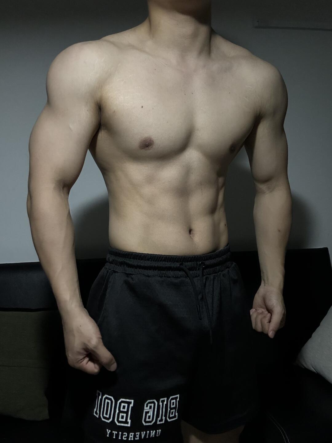 减脂两周（体重73.5kg-71.4kg）