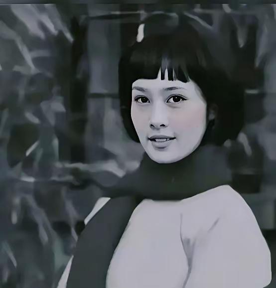 1931年厦门刑场上，怀胎八月的梁慧贞摘下手表塞给刽子手：“别打肚子，朝头开枪。