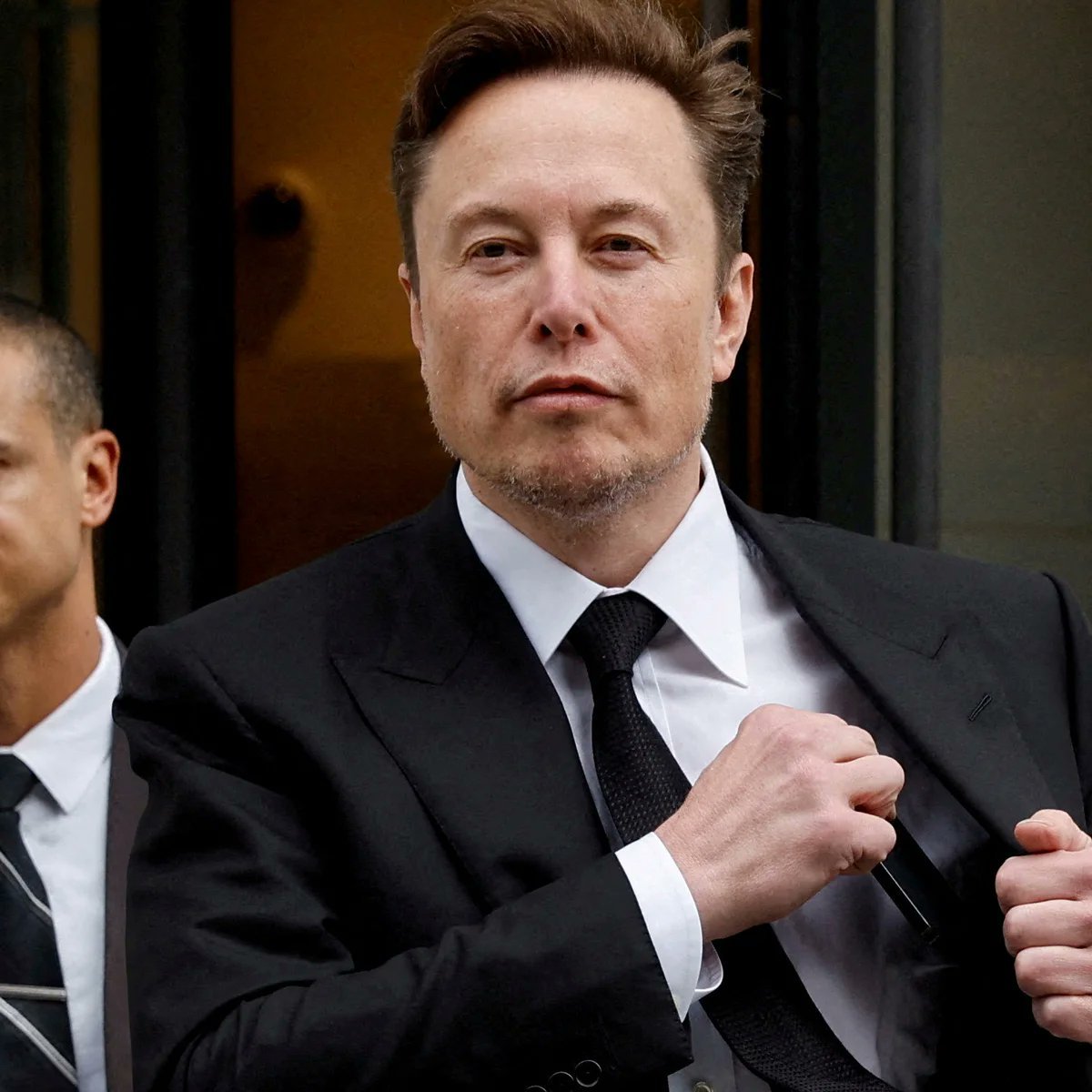 马斯克出庭作证，强烈指控OpenAI违背创始协议4月29日，马斯克在与OpenA