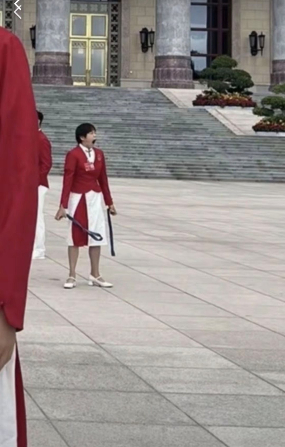 他们说会议结束可以领乌龟我就来了 ​​​