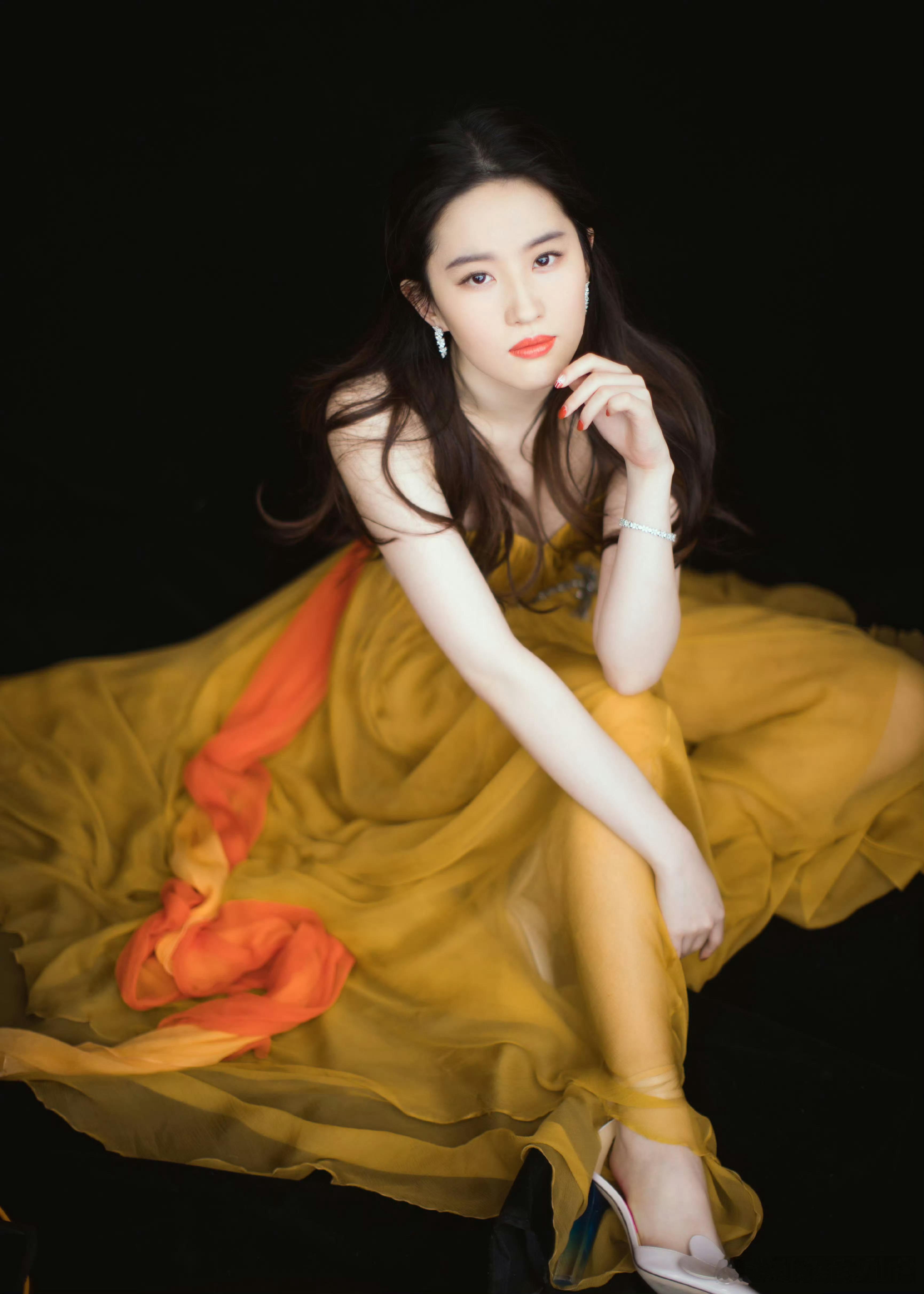 演员刘亦菲[超话]  人生的趣味就在日复一日的生活里你是不是也羡慕这样的人：他们