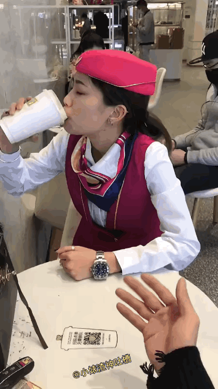 虽然看不懂，
但是感觉很厉害的样子。