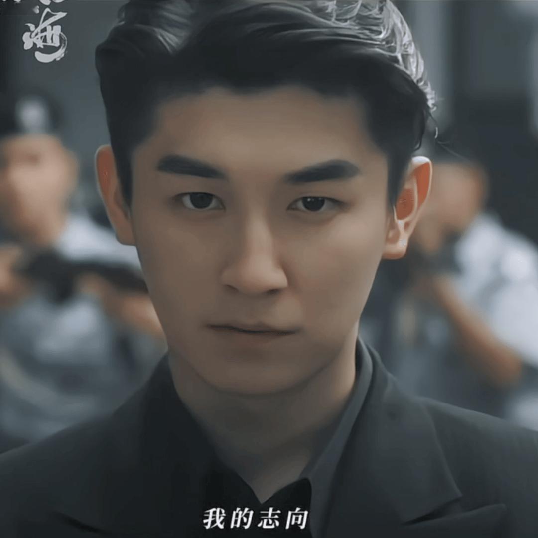 五一假期，一口气连看6集《狮城山海 》，很惊艳！节奏很棒，剧情很抓人！杨旭文真的