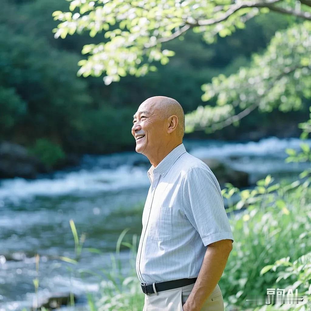 《春响》
春风曼舞桃李笑，
细雨滋芽枝头闹。
溪满垂柳展妖娆，
香韵醉醒岭上跑。