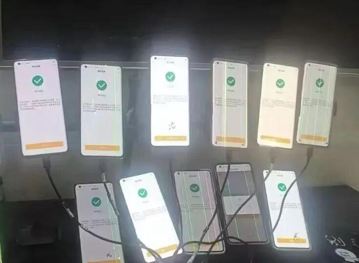 黄牛泛滥，纪念币就很难约。
发行量大的，你随便约，发行量少的，根本约不到，既然发