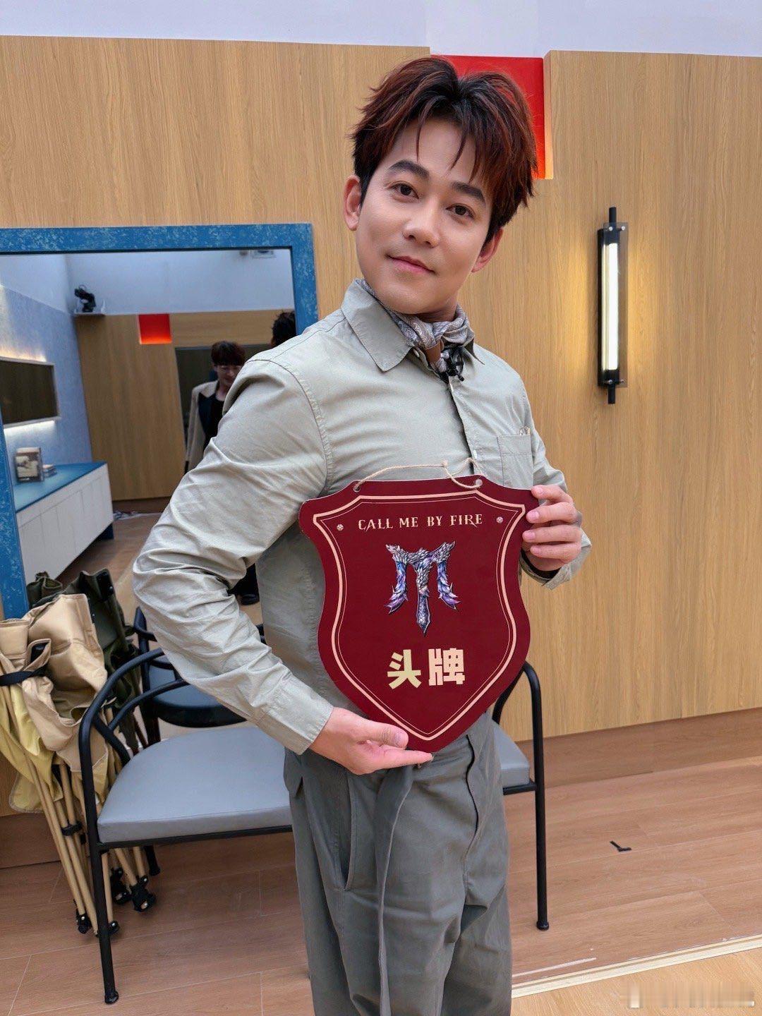 有苏醒这样的心态做什么都会成功的披荆斩棘  的心态调节能力太强了，而且还能把队友