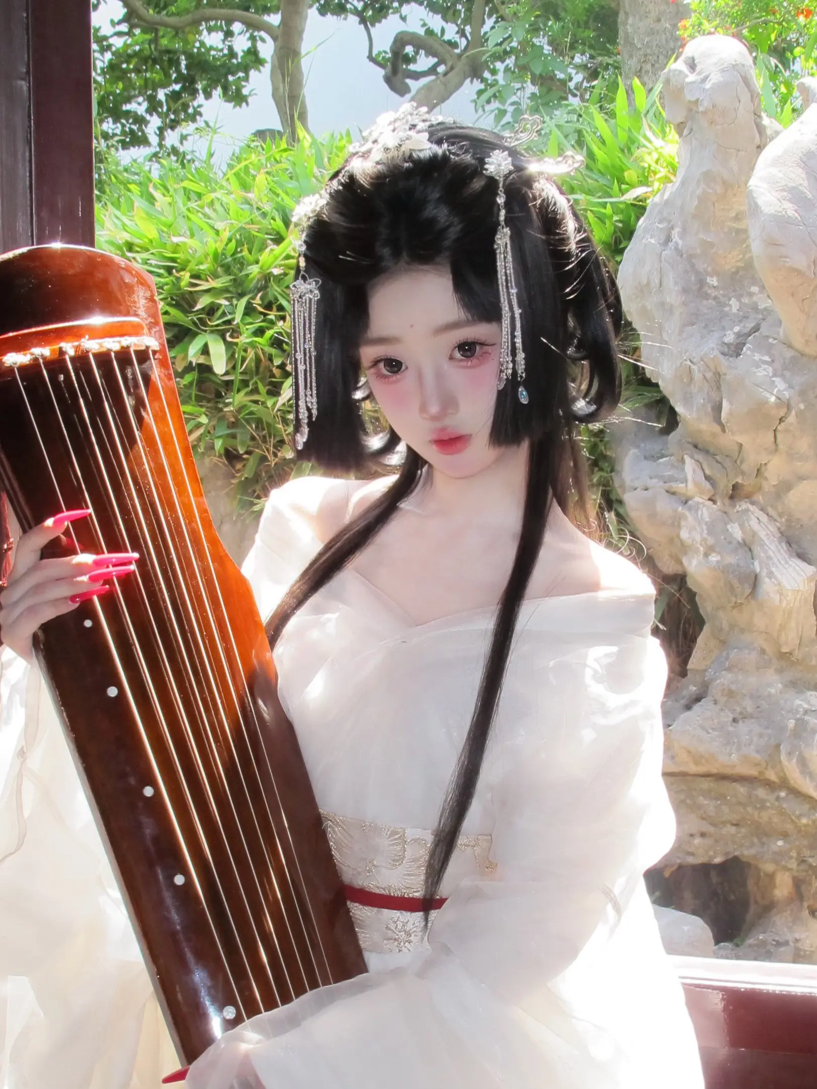 我见犹怜就是如此吧…