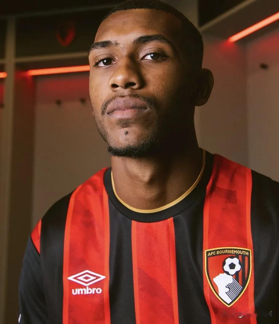 官方：伯恩茅斯签下拉扬

伯恩茅斯官方宣布，球队从瓦斯科达伽马签下巴西前锋拉扬。