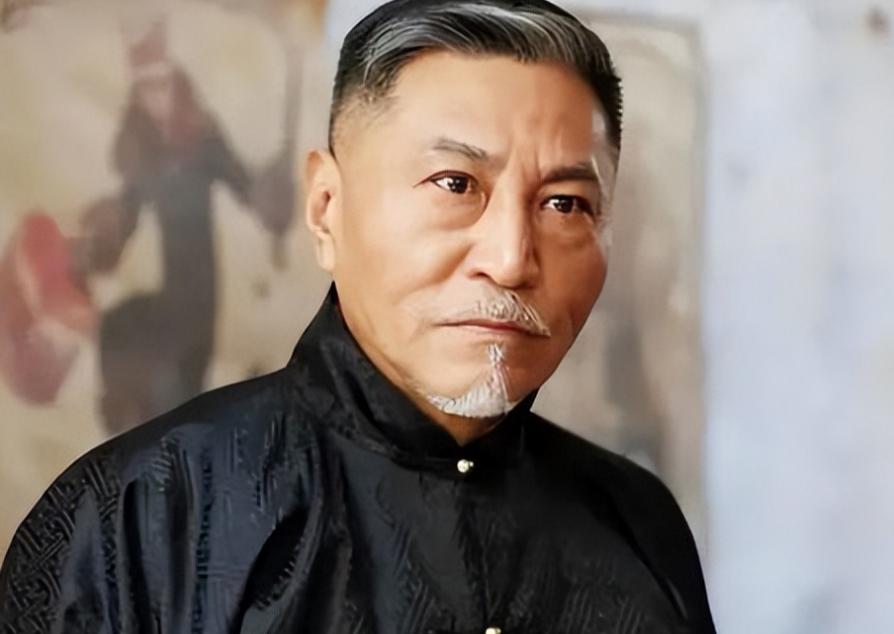 此前，演员王侃因胰腺癌离世，享年66岁，这位被观众冠以“鬼子专业户”的黄金配角，