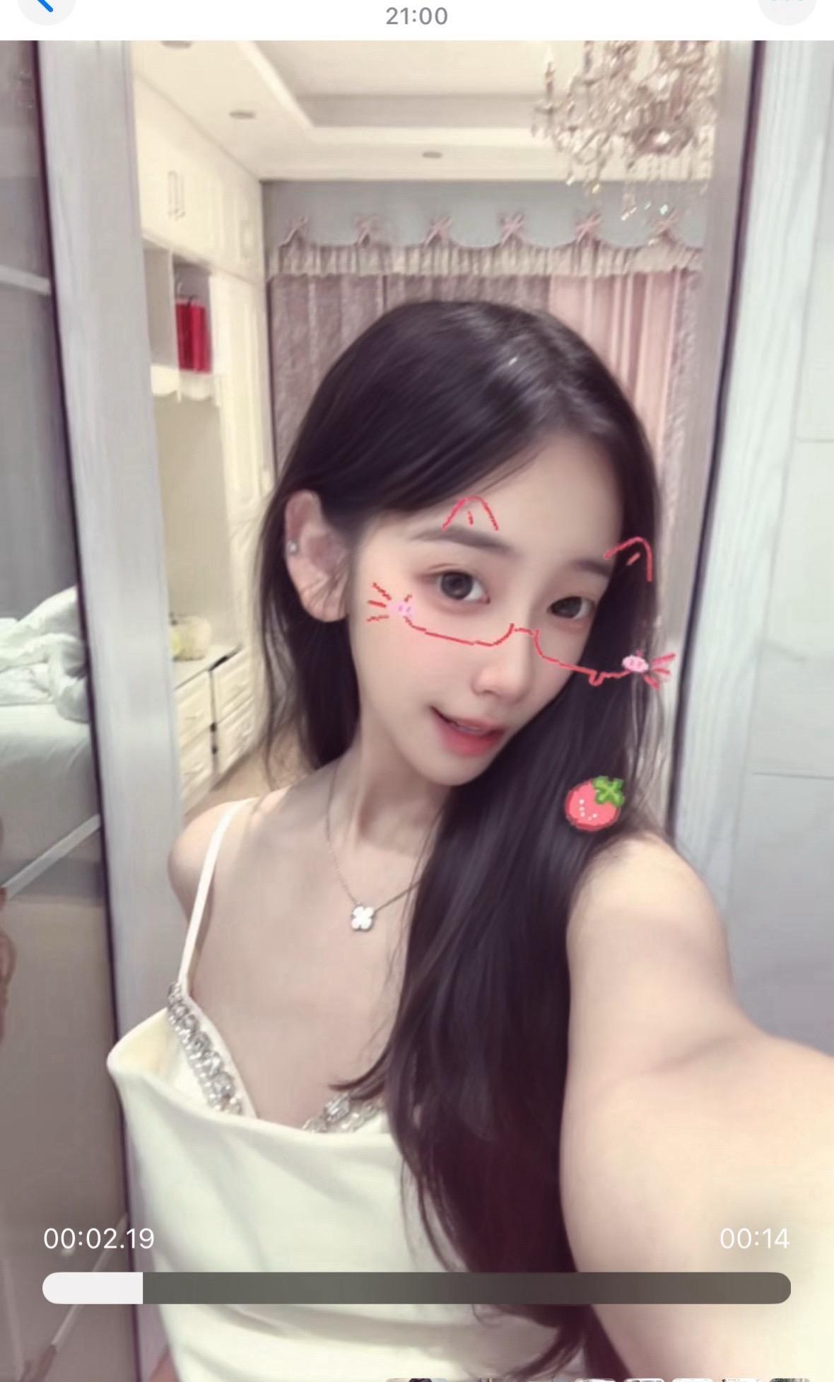 我都傻成这样了，居然还能成为你口中伤害你的人