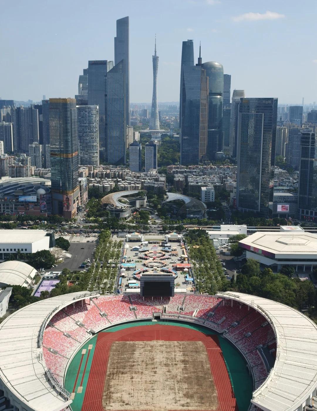 广州中轴
五一快乐
演唱会 天体 天河体育中心 活动拍摄 广州演唱会 现场 演出
