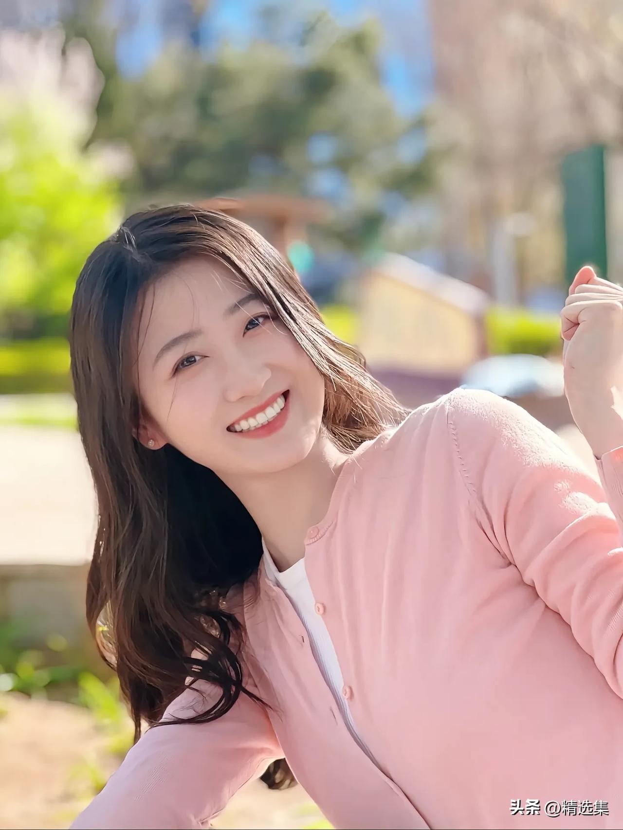 什么样的女人最优雅? 什么样的女人最优雅？真正的优雅与年纪、容颜无关，而藏在骨子