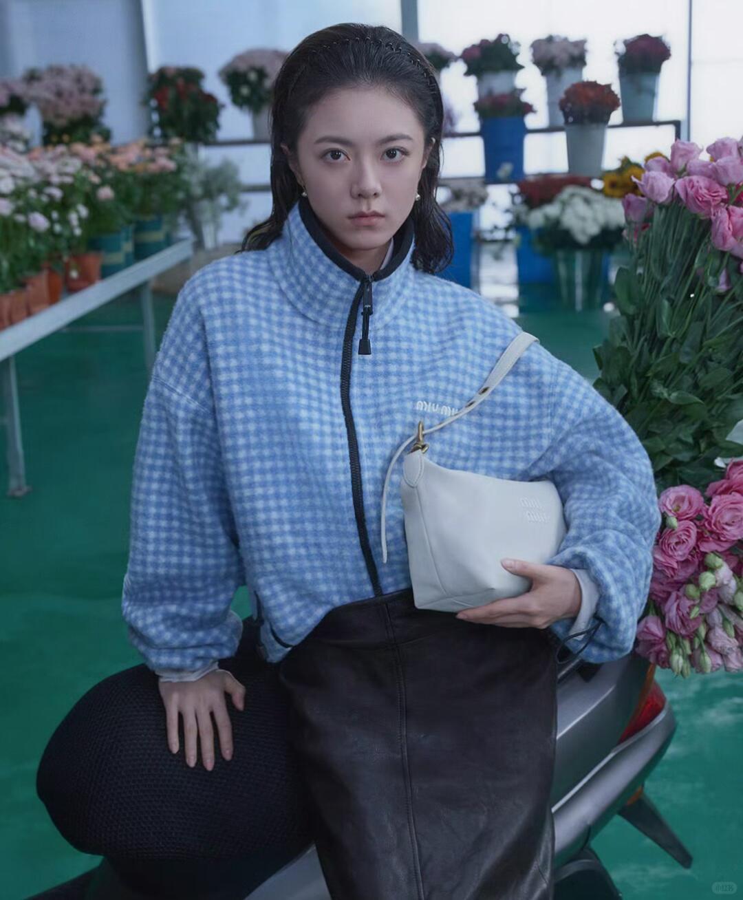 赵今麦miumiu最新七夕广告大片 时尚表现力如何 