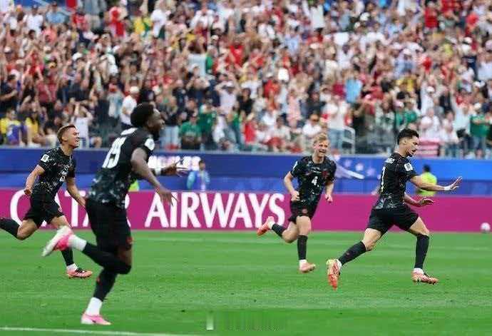 日本将与巴西争夺16强席位2026美加墨世界杯1/8决赛迎来焦点战，日本对阵巴西