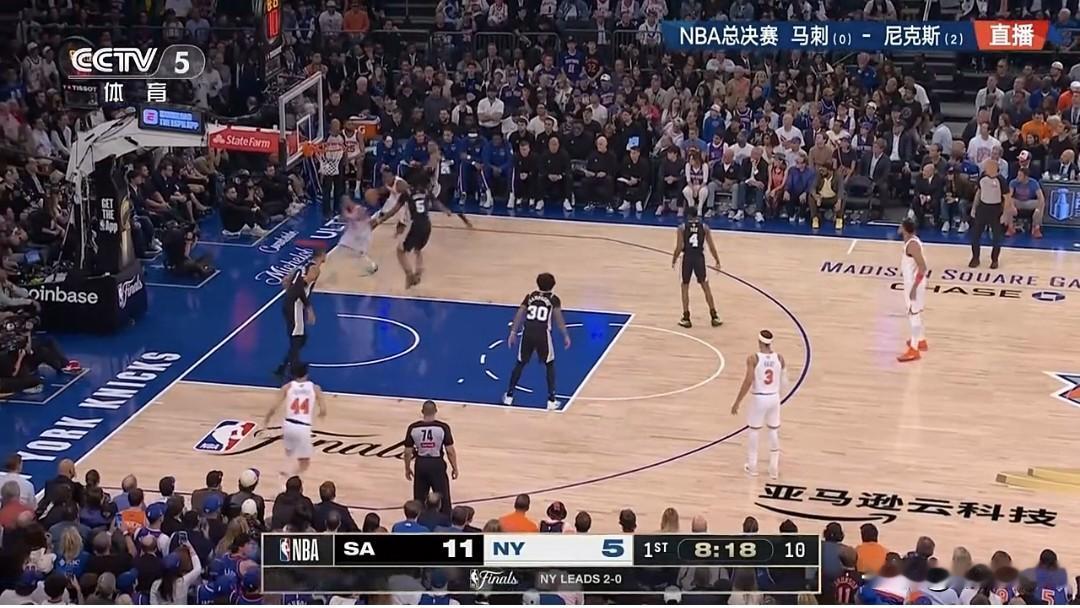 NBA总决赛G3半场结束尼克斯64-57领先马刺。
  6月9日上午，NBA总决