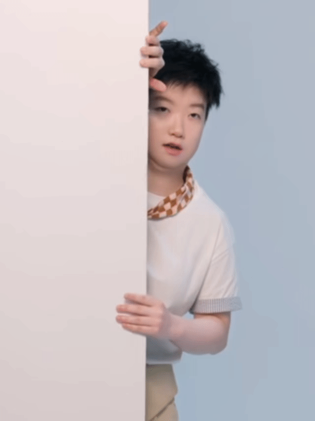 孙颖莎妮维雅全球品牌代言人和莎莎一起去玩咯！ 