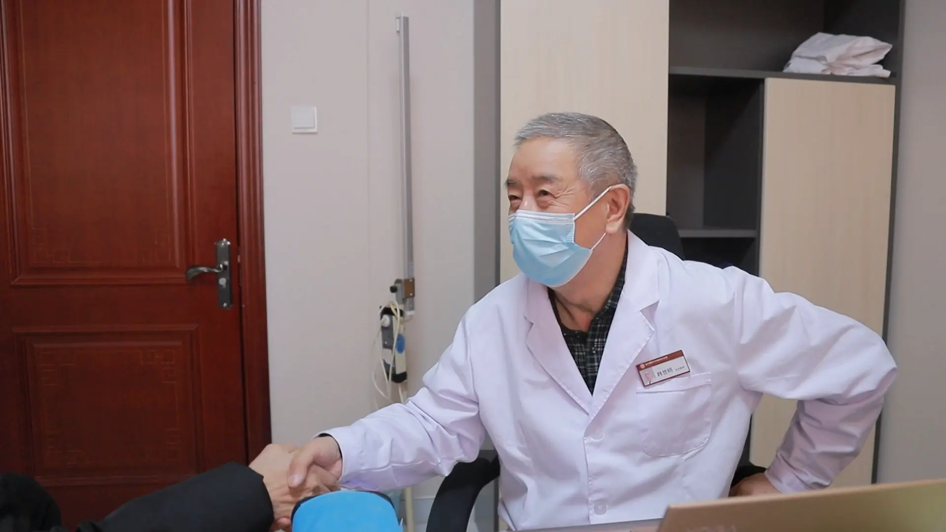 化疗停止，肿瘤还会疯狂生长吗？。很多病人担心化疗一停，癌细胞是不是又会...