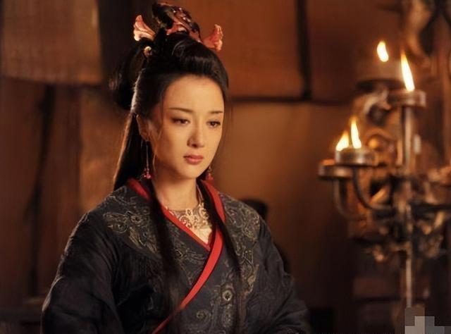 历史上的虞姬真实身份：是美人但非项羽之妻

公元前202年的垓下之夜，四面楚歌穿