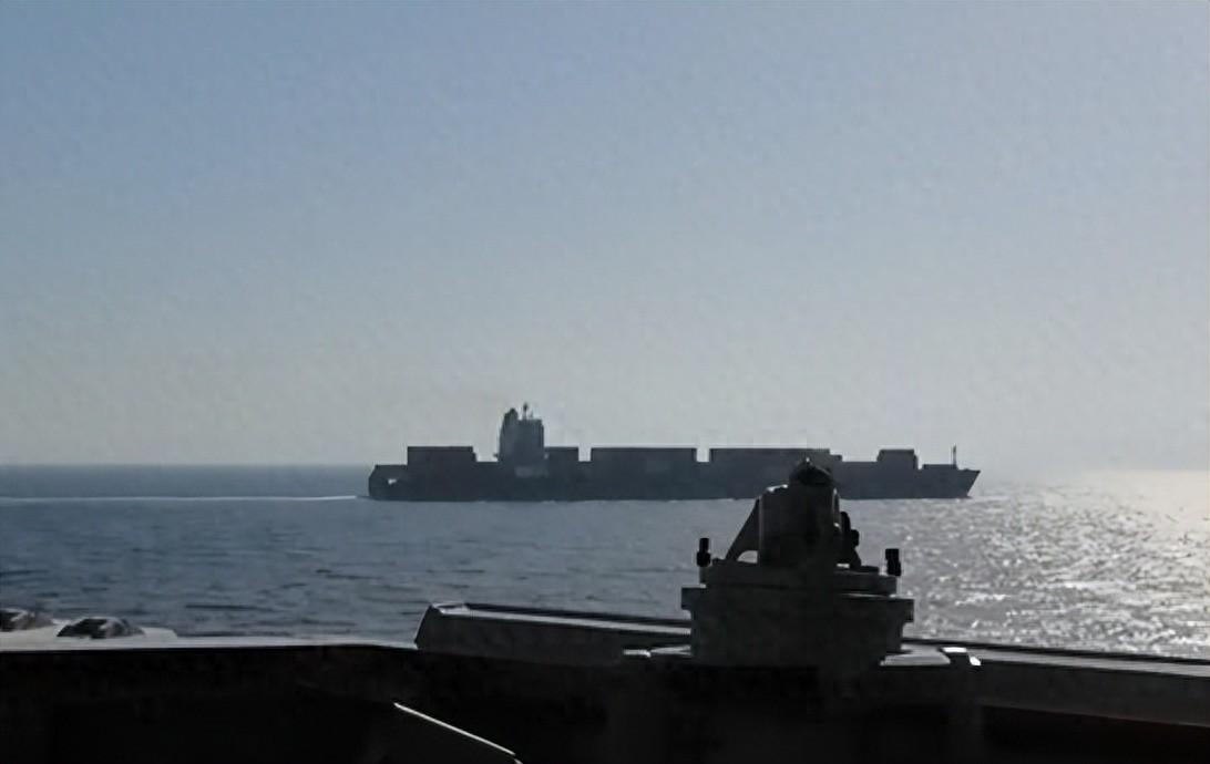 从中国开往伊朗的船被美炮击扣押！不到一天，中方对美发起警告！
 
近日，阿曼湾海