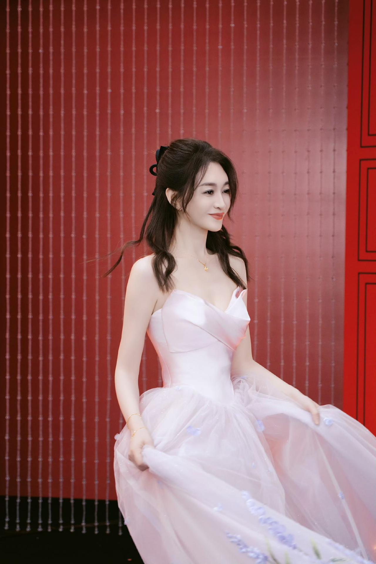 姐是真的冻龄女神👸