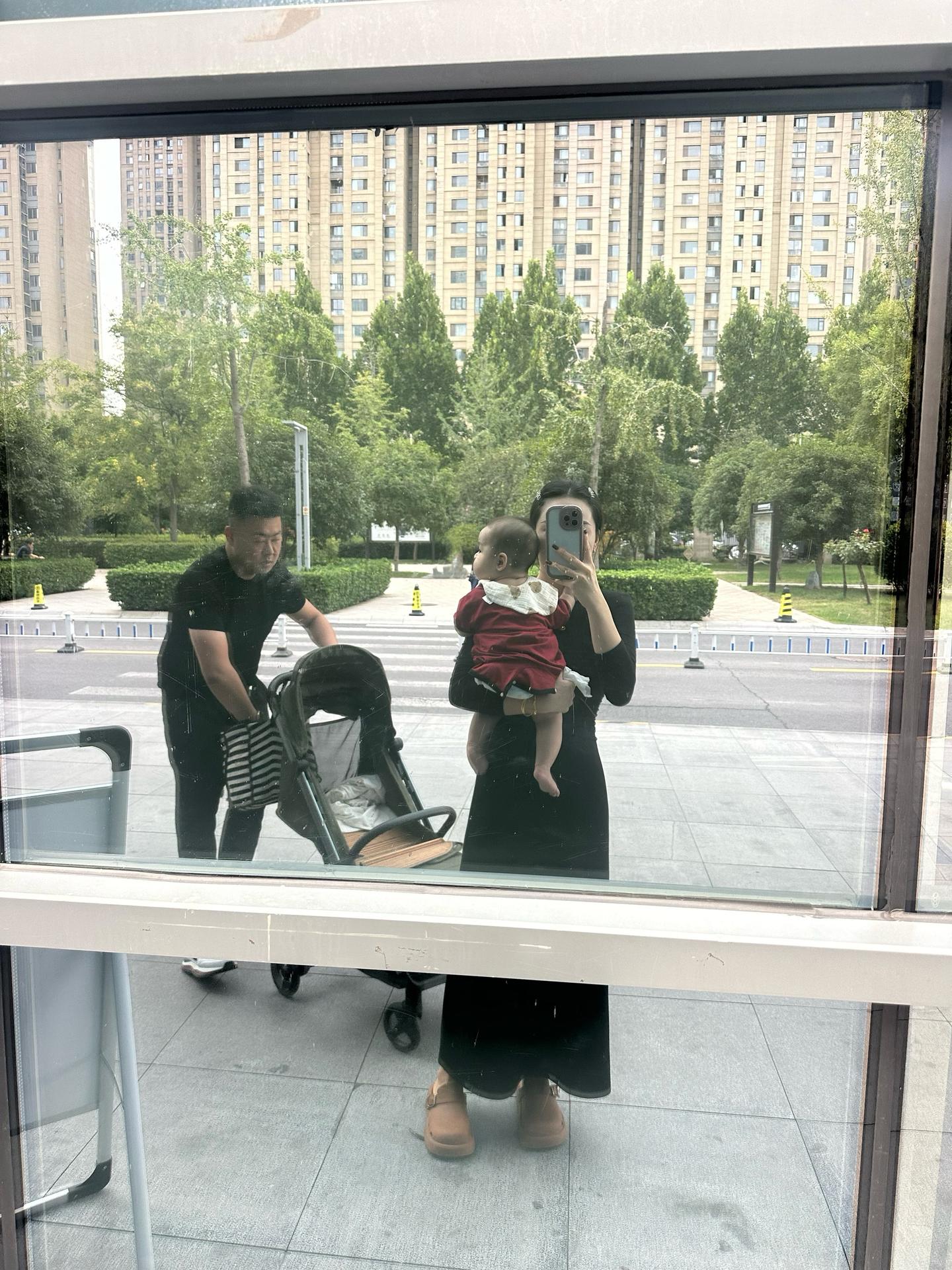 男人是用来撑腰的，而不是在出事的时候批评自己的，一个男人最大的魅力，不...