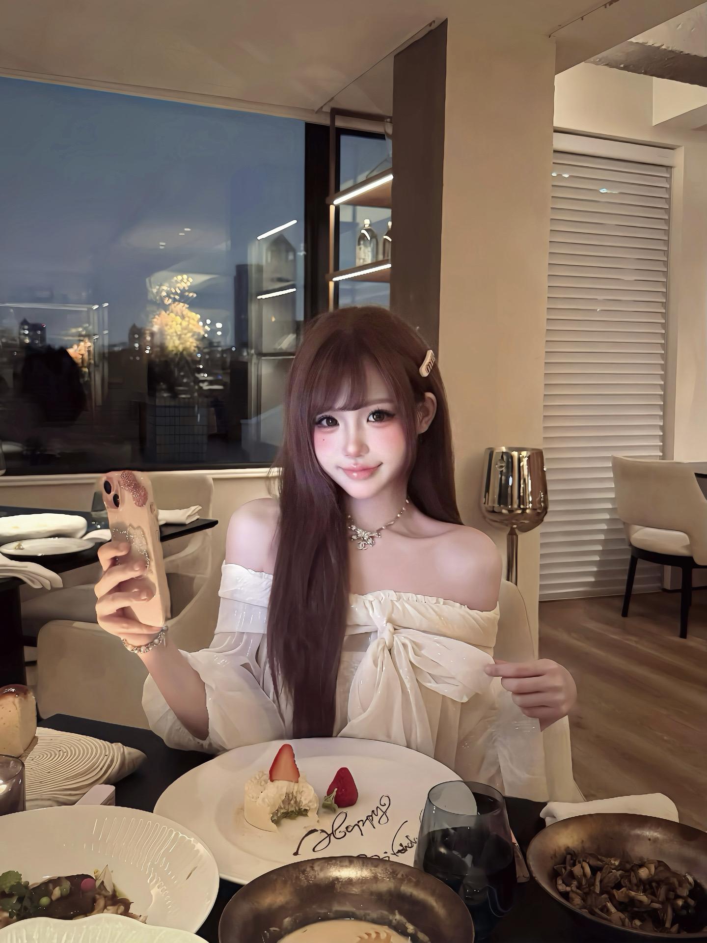 甜蜜的过去最终变成苦涩的泪滴