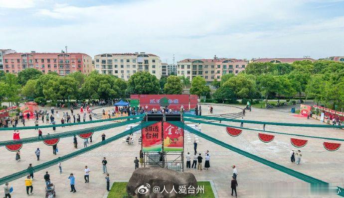 科技赋能台州路桥西瓜书写甜蜜助农大文章 【科技+匠心，台州路桥98元一个的精品西