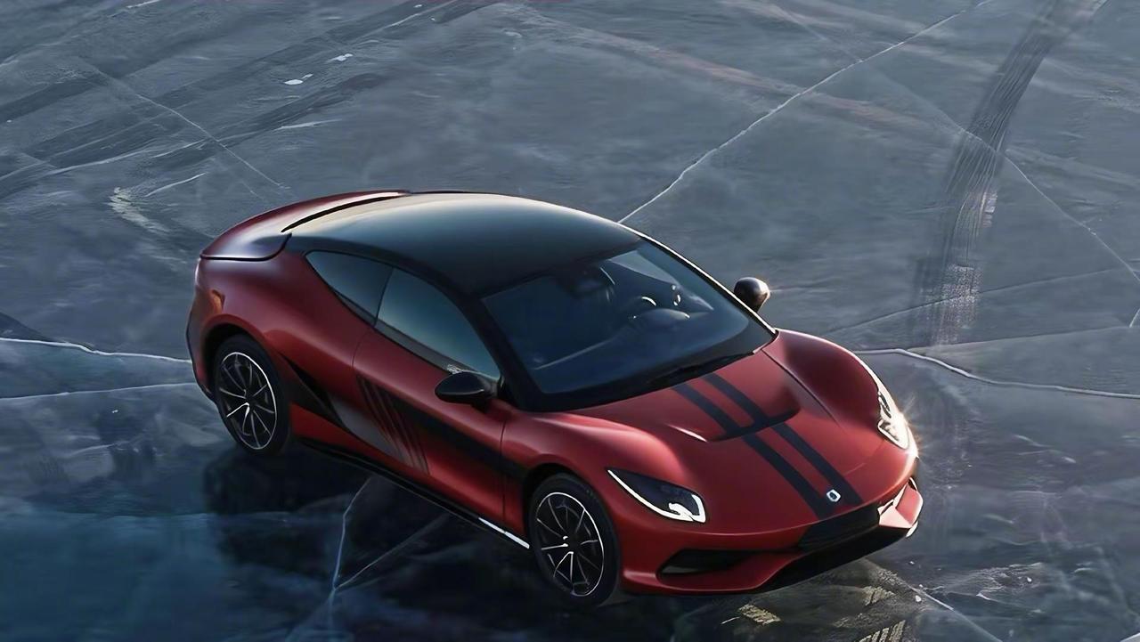 腾势Z 街道版、赛道版实车照 太帅了。比亚迪 腾势Z 跑车 汽车