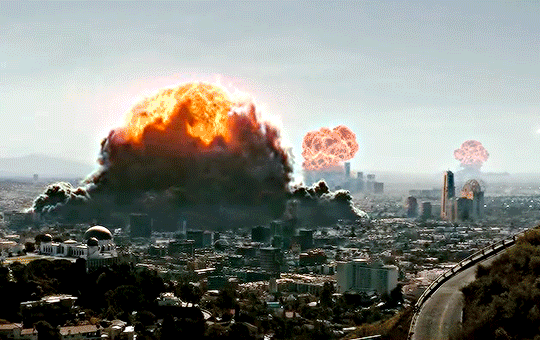 #辐射#第二季确定于下个月开拍！ （本剧第二季是在第一季季终一周后续订的）关于播