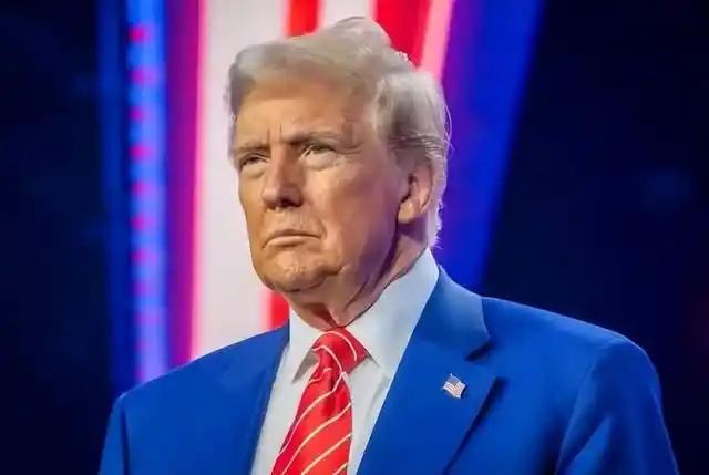 美国瞒了世界几十年的军事神话，被希拉里一句话给戳破了！她罕见交底，直言美军不会保