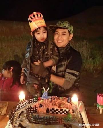 林志颖晒kimi童年照庆生林志颖发博庆祝kimi16岁生日  林志颖发博庆祝ki