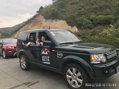 集中节日旅游的主要是些什么人？

一，有钱无闲的人。
多是公务员丶事业单位干部职