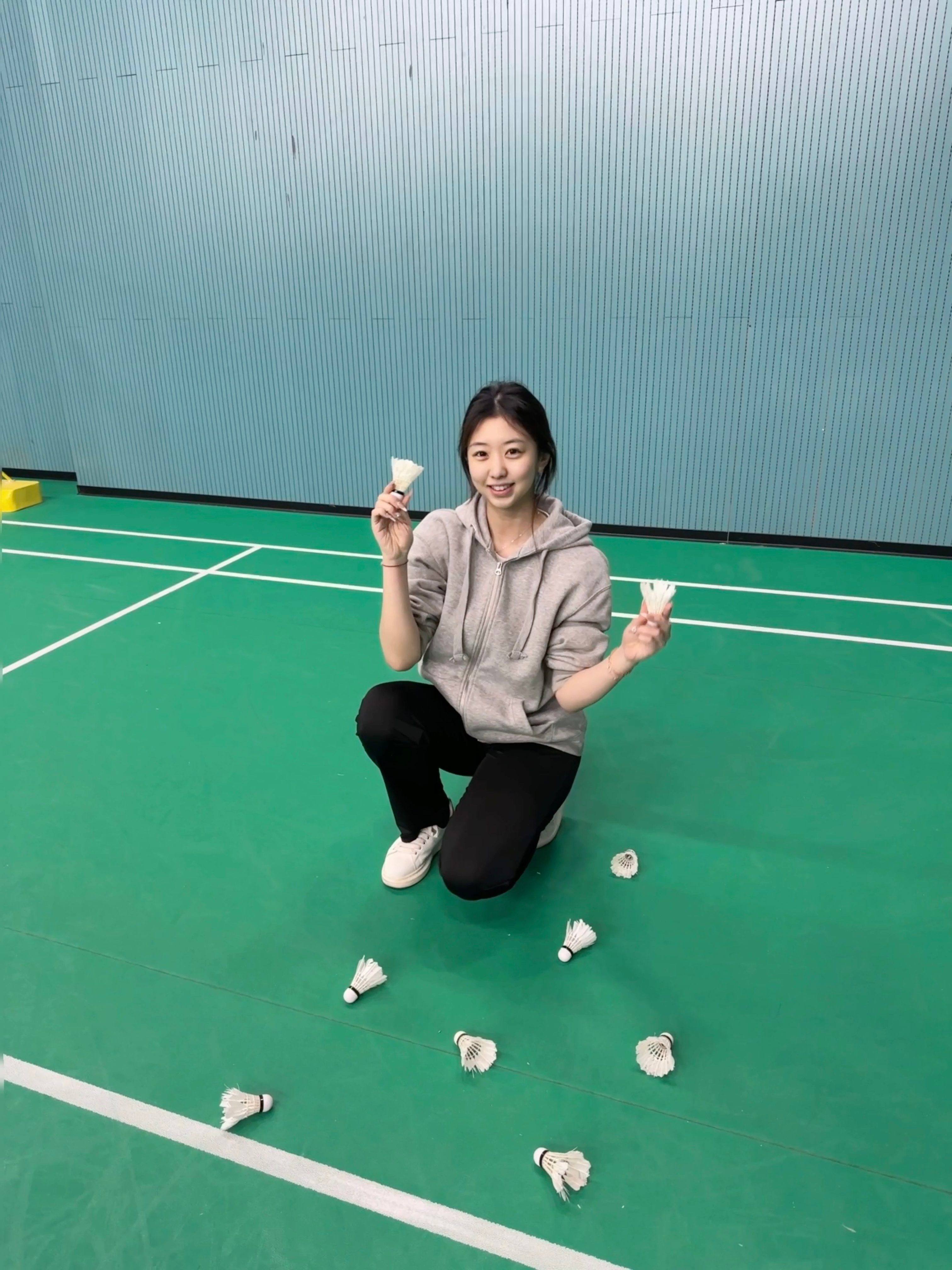 羽毛球小白一枚 