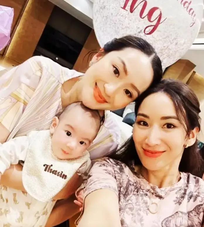 谁懂啊！泰国他信家族这对姐妹花也太会了吧！一个在政坛当 “显眼包”，一个在商界当