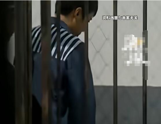 “冤不冤？7月17日报道，河北一17岁女孩经期尚未结束，便与前男友在酒店发生了关