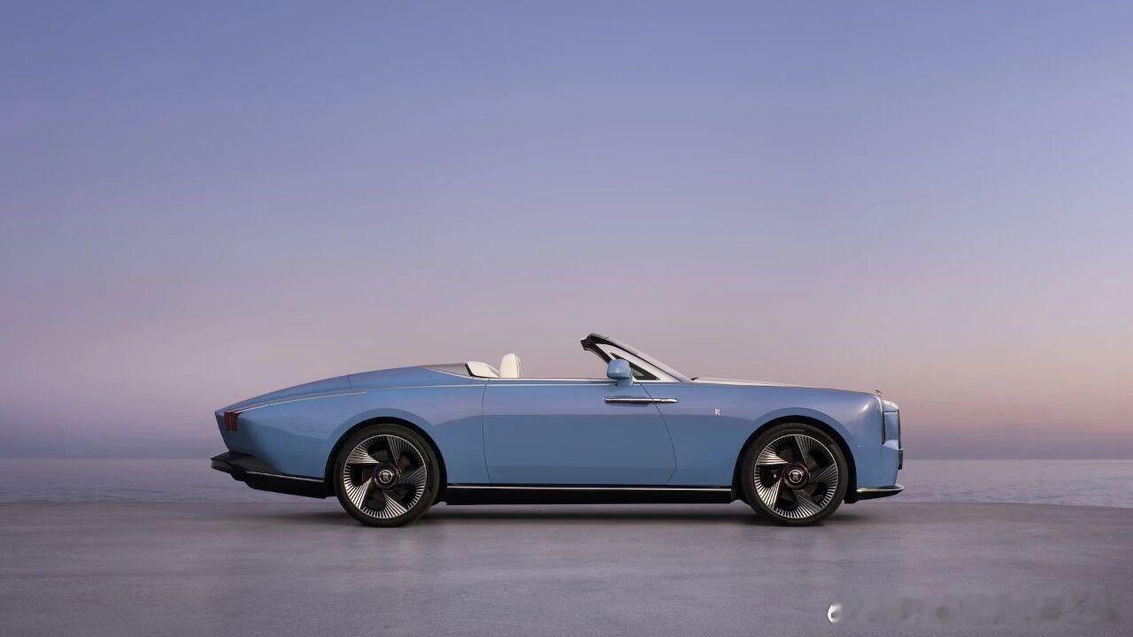 终于见到了传说中的“夜莺”，劳斯太适合玩限量了，这次又是全球限量100台，且是邀