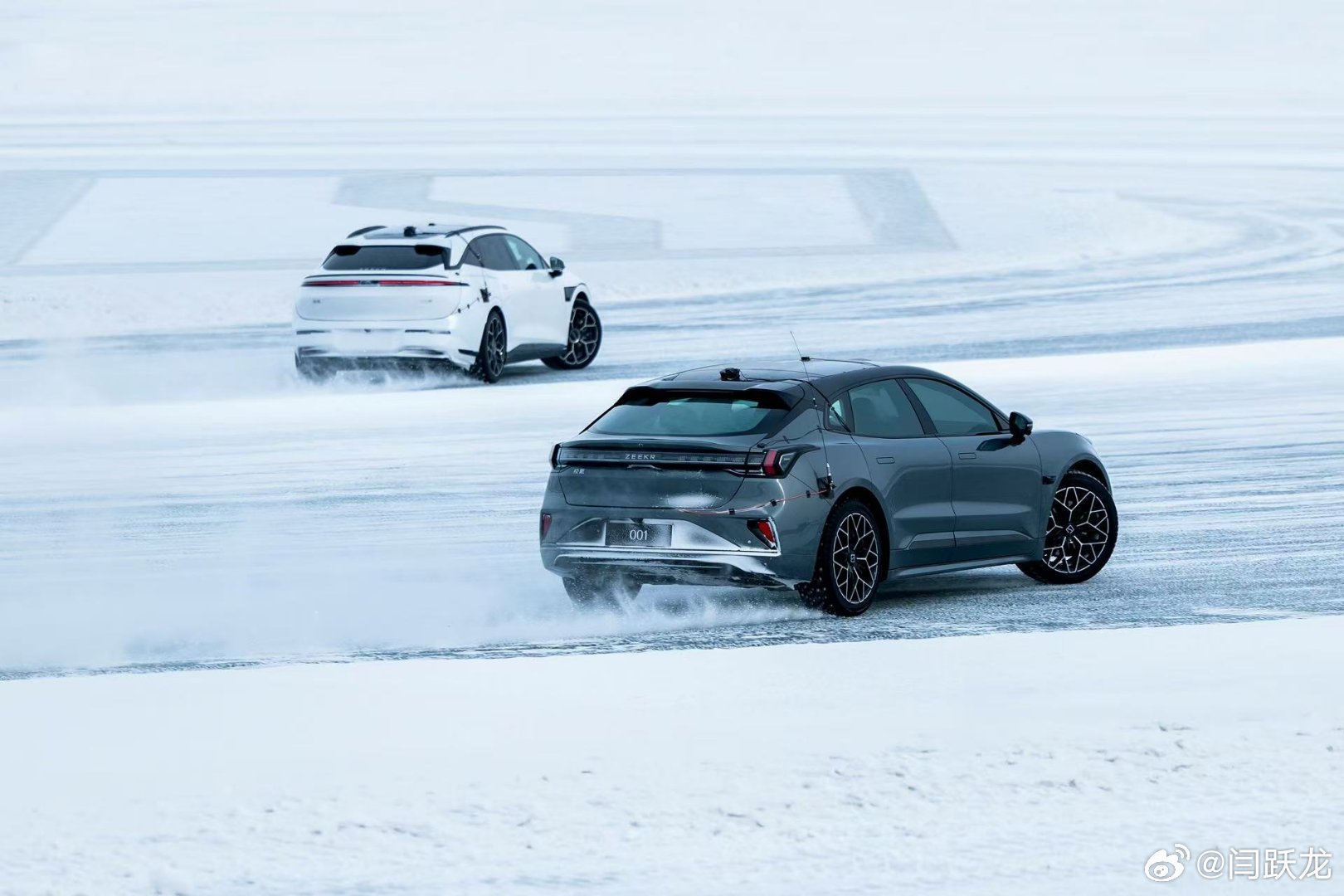 极氪是少数把“性能”写品牌基因的豪华品牌，拥有和保时捷一样的性能追求，每一场世界