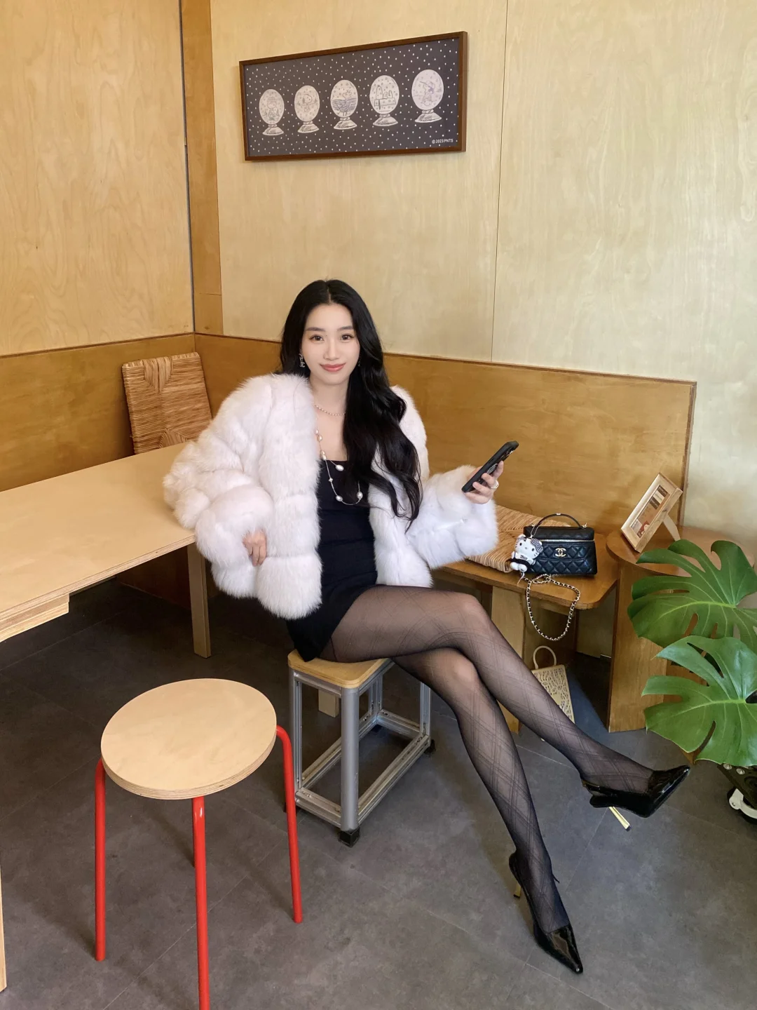 白色皮草，富贵迷人眼～