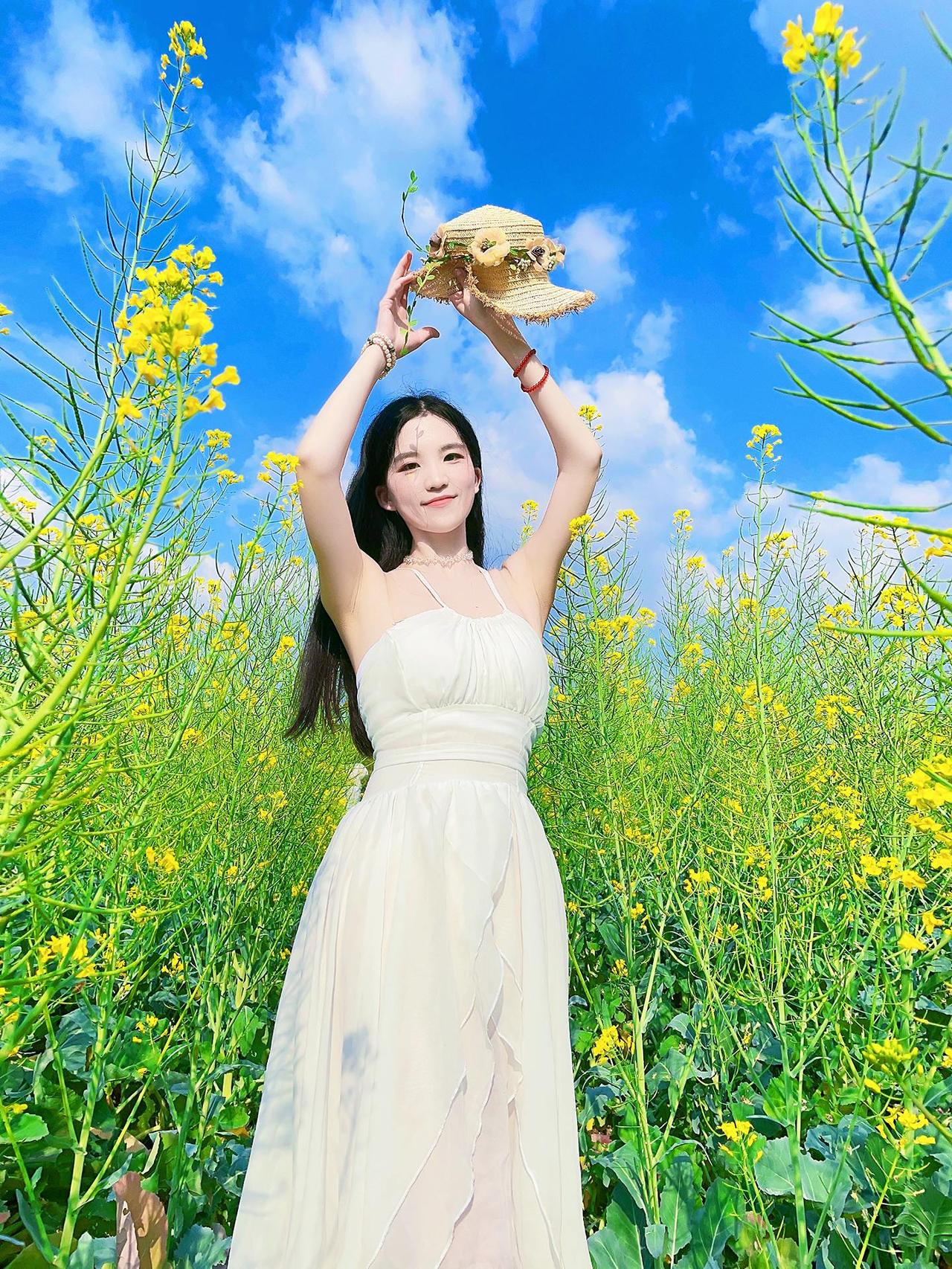 甜系女孩穿搭 创作者中心 创作灵感 美女 贺新年喝国缘