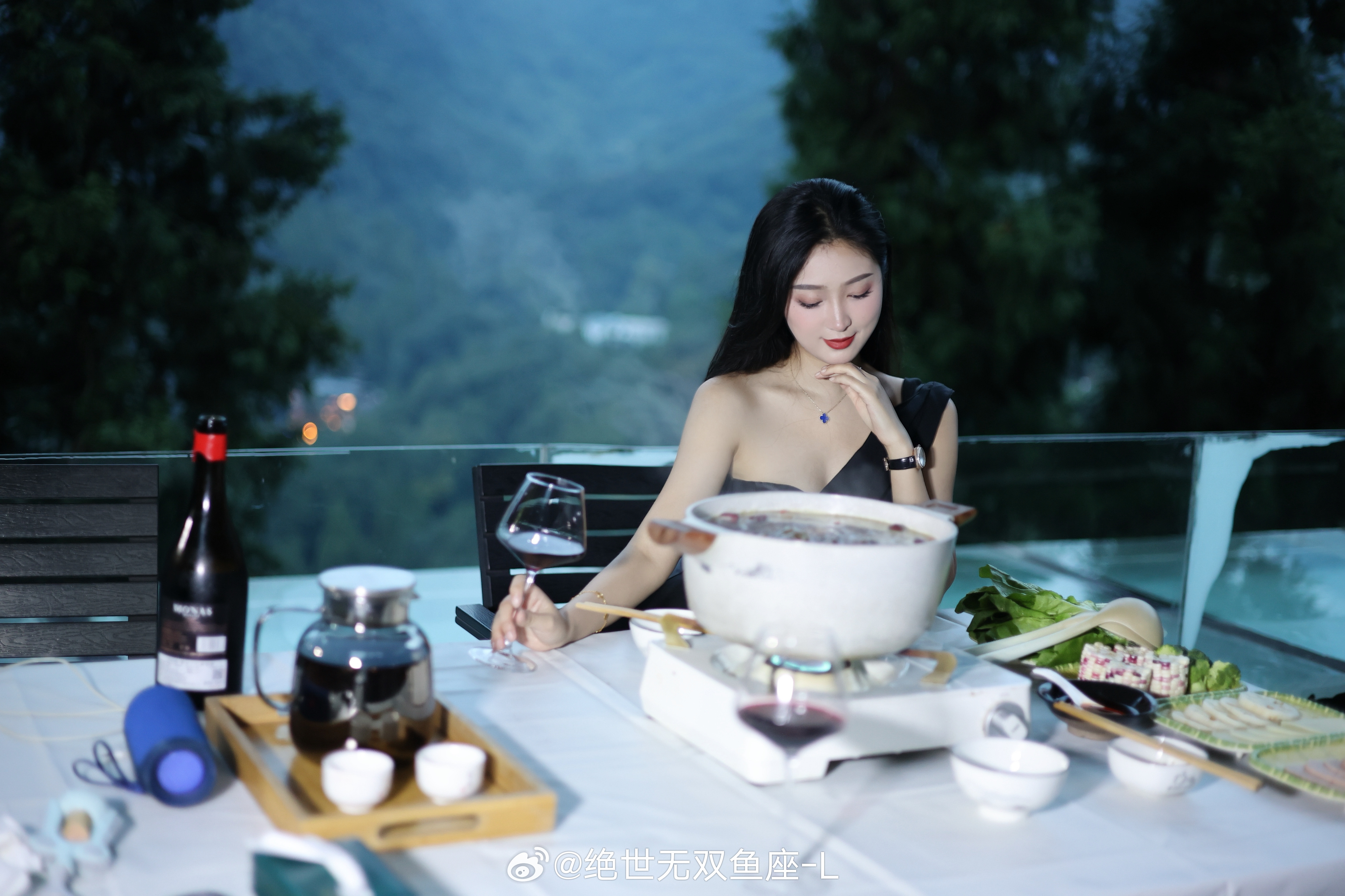 微醺秋意 沉浸静谧林间🍷  ​​​