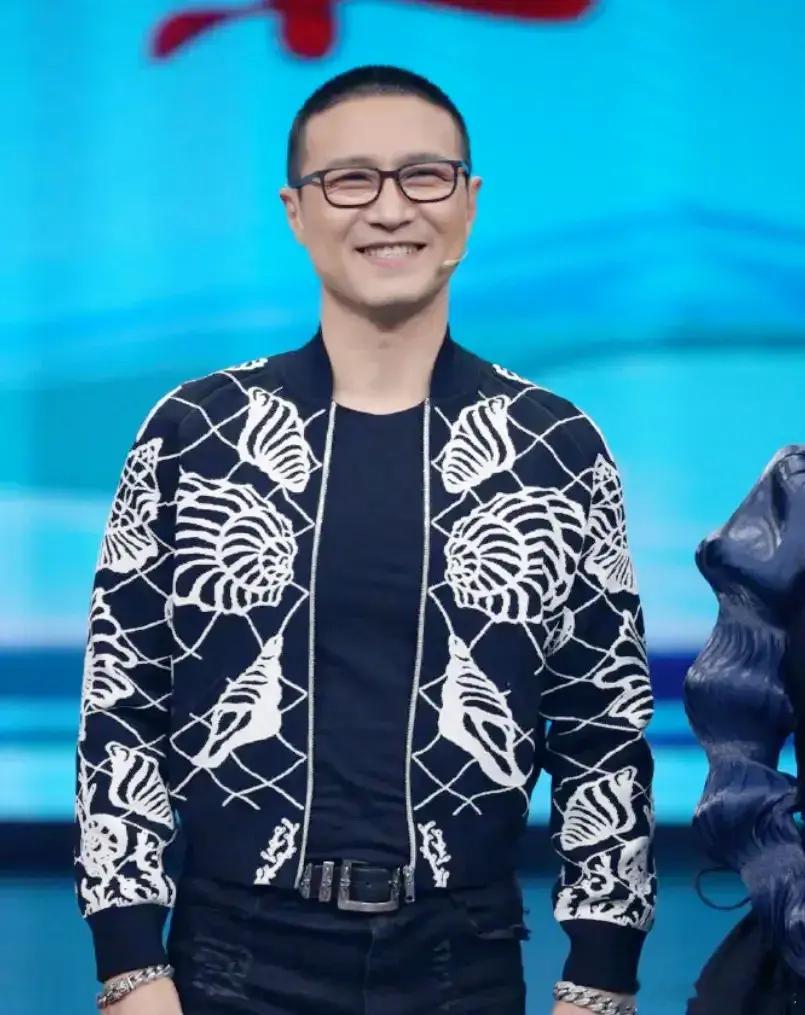 汪峰，简直就是人生赢家： 1  齐丹：两人于2003年结婚，2004年离婚，未生