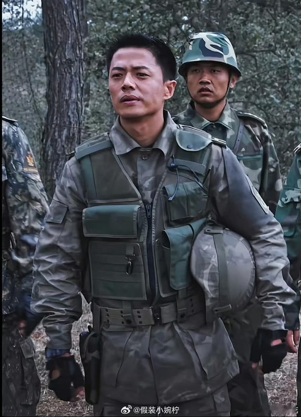 没人能在这条赛道上质疑段奕宏 正剧赛道的标杆人物！段奕宏天生张力+荷尔蒙爆棚，硬