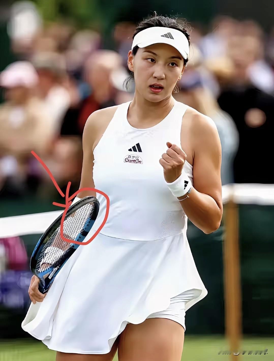 你知道王欣瑜的商业价值可能比郑钦文爆发得还猛吗？

说实话，吸粉真不光是靠那张甜