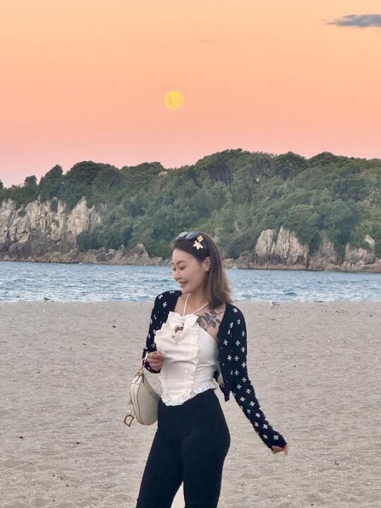 🇳🇿今天血月？我这里有颗粉色月亮🌙💕