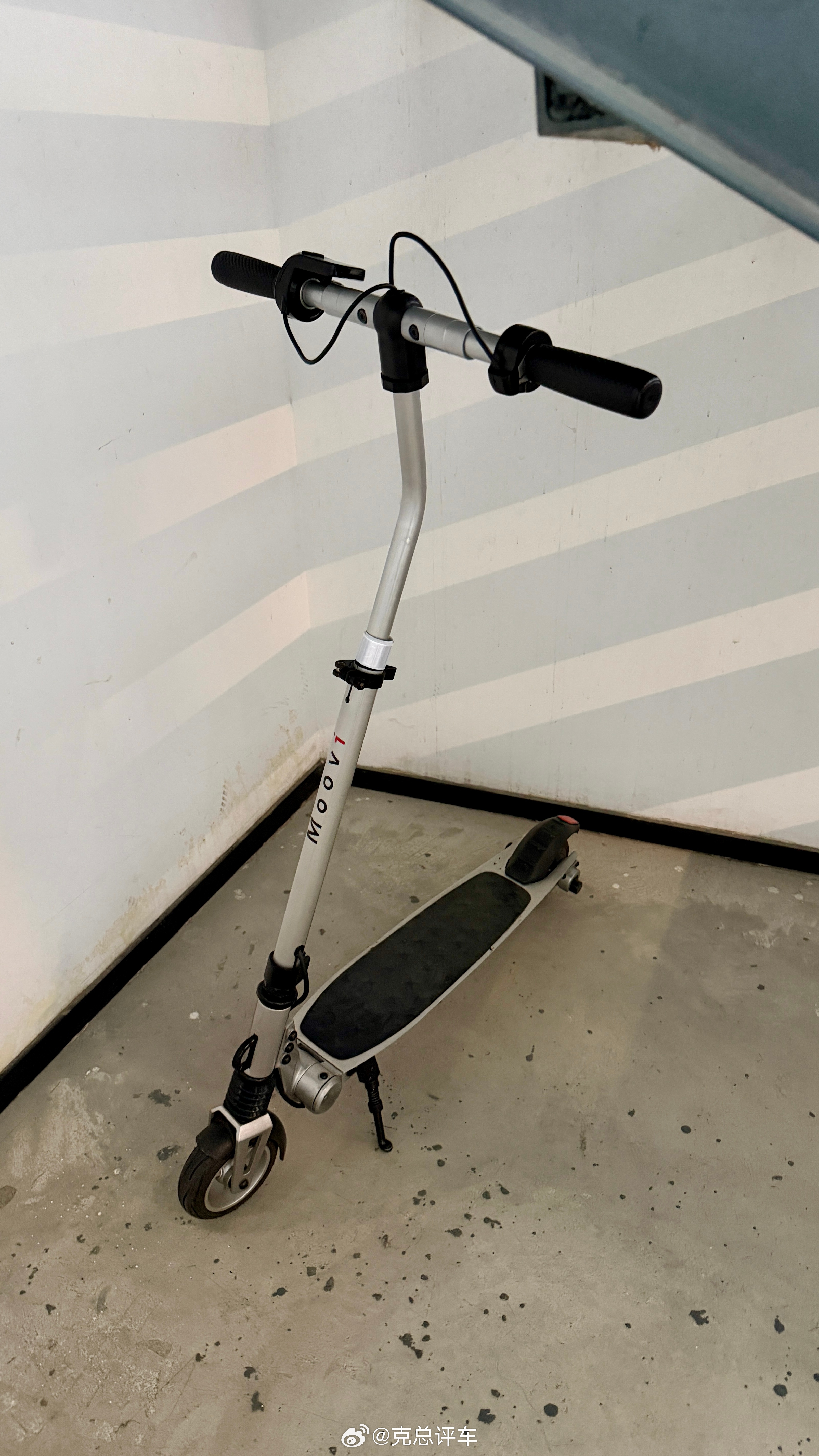 往后不出差去公司主力车型。来自Moovi E-Scooter 电动滑板车 和 M