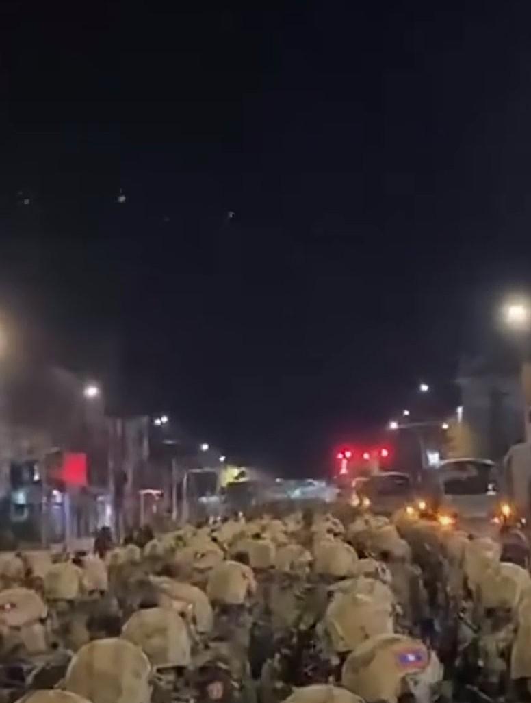 说泰柬冲突是因为柬埔寨搞诈骗影响泰国旅游业，这可太扯了。泰柬冲突主要还是边界与领