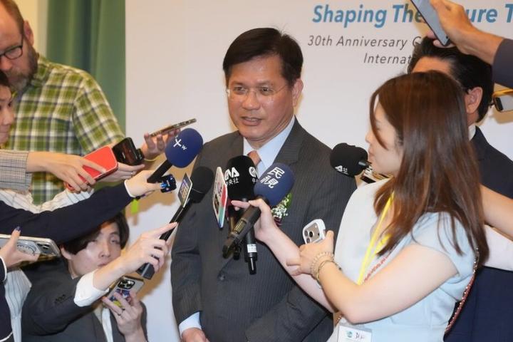 传台湾外事部门负责人林佳龙赴日会晤官员遭拒「留机场过夜」

台行政部门负责人卓荣